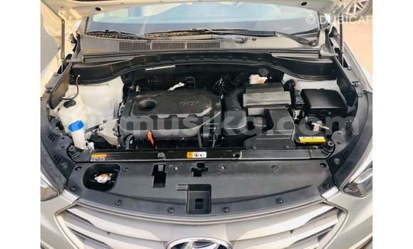 Buy Import Hyundai Santa Fe Other Car in Import - Dubai in Harare Buy Import Hyundai Santa Fe Other Car in Import - Dubai in Harare