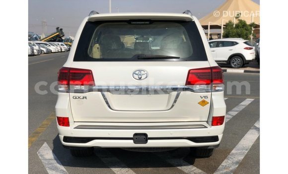 Buy Import Toyota Land Cruiser White Car in Import - Dubai in Harare Buy Import Toyota Land Cruiser White Car in Import - Dubai in Harare