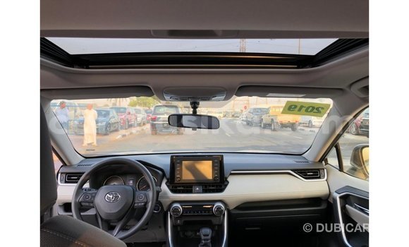 Buy Import Toyota HiAce Other Truck in Import - Dubai in Harare Buy Import Toyota HiAce Other Truck in Import - Dubai in Harare