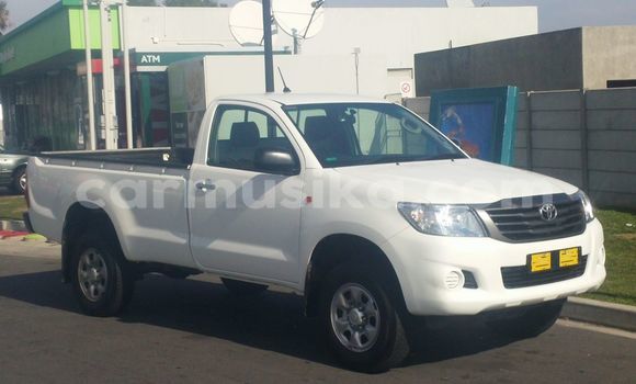 Nunua Ilio tumika Toyota Hilux Nyeupe Gari ndani ya Beitbridge nchini Matabeleland Kusini Nunua Ilio tumika Toyota Hilux Nyeupe Gari ndani ya Beitbridge nchini Matabeleland Kusini