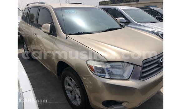 Buy Import Toyota Highlander Other Car in Import - Dubai in Harare Buy Import Toyota Highlander Other Car in Import - Dubai in Harare