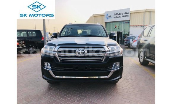 Tenga Imported Toyota Land Cruiser Nhema Mota in Import - Dubai in Harare