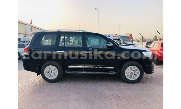 Buy Import Toyota Land Cruiser Black Car in Import - Dubai in Harare Buy Import Toyota Land Cruiser Black Car in Import - Dubai in Harare