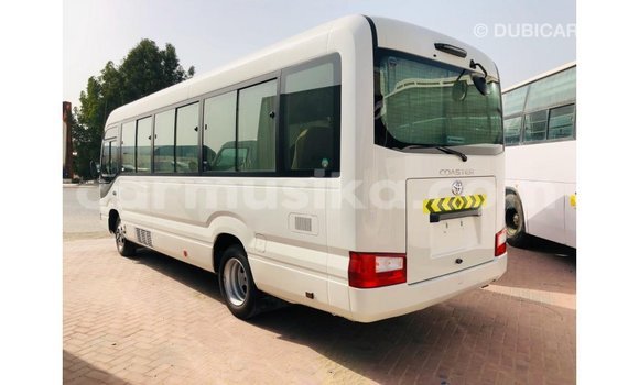 Tenga Imported Toyota Coaster Chena Mota in Import - Dubai in Harare Tenga Imported Toyota Coaster Chena Mota in Import - Dubai in Harare