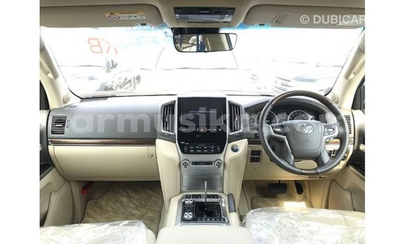 Nunua Imported Toyota Land Cruiser Nyeusi Gari ndani ya Import - Dubai nchini Harare Nunua Imported Toyota Land Cruiser Nyeusi Gari ndani ya Import - Dubai nchini Harare
