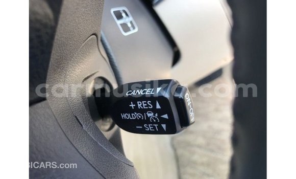 Nunua Imported Toyota Land Cruiser Nyeusi Gari ndani ya Import - Dubai nchini Harare Nunua Imported Toyota Land Cruiser Nyeusi Gari ndani ya Import - Dubai nchini Harare
