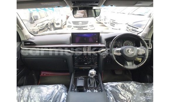 Nunua Imported Lexus LX Nyeupe Gari ndani ya Import - Dubai nchini Harare Nunua Imported Lexus LX Nyeupe Gari ndani ya Import - Dubai nchini Harare