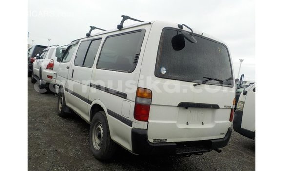 Tenga Imported Toyota Hiace Chena Mota in Import - Dubai in Harare Tenga Imported Toyota Hiace Chena Mota in Import - Dubai in Harare