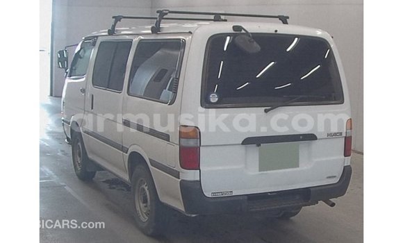 Tenga Imported Toyota Hiace Chena Mota in Import - Dubai in Harare Tenga Imported Toyota Hiace Chena Mota in Import - Dubai in Harare
