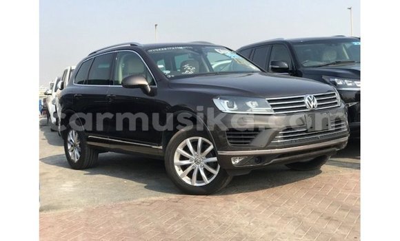 Nunua Imported Volkswagen Touareg Brown Gari ndani ya Import - Dubai nchini Harare Nunua Imported Volkswagen Touareg Brown Gari ndani ya Import - Dubai nchini Harare