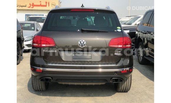 Nunua Imported Volkswagen Touareg Brown Gari ndani ya Import - Dubai nchini Harare Nunua Imported Volkswagen Touareg Brown Gari ndani ya Import - Dubai nchini Harare