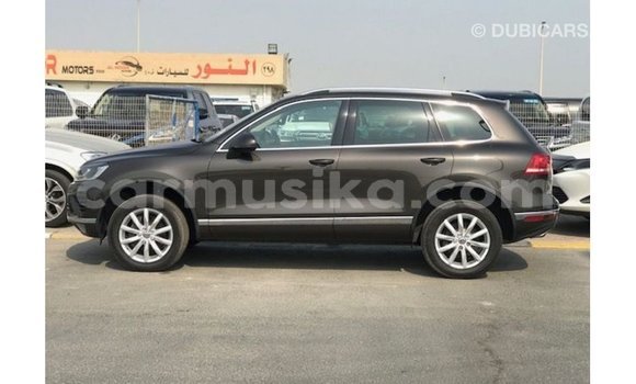 Nunua Imported Volkswagen Touareg Brown Gari ndani ya Import - Dubai nchini Harare Nunua Imported Volkswagen Touareg Brown Gari ndani ya Import - Dubai nchini Harare