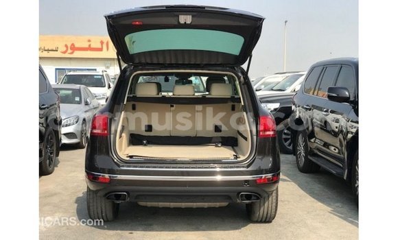 Nunua Imported Volkswagen Touareg Brown Gari ndani ya Import - Dubai nchini Harare Nunua Imported Volkswagen Touareg Brown Gari ndani ya Import - Dubai nchini Harare