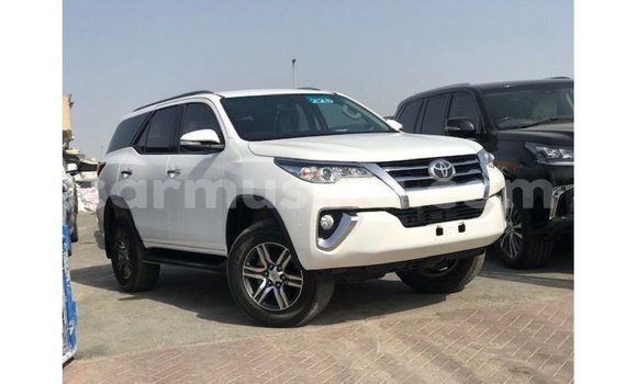 Buy Import Toyota Fortuner White Car in Import - Dubai in Harare