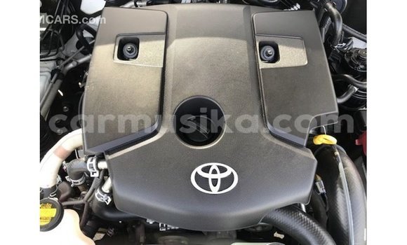Nunua Imported Toyota Fortuner Nyeupe Gari ndani ya Import - Dubai nchini Harare Nunua Imported Toyota Fortuner Nyeupe Gari ndani ya Import - Dubai nchini Harare