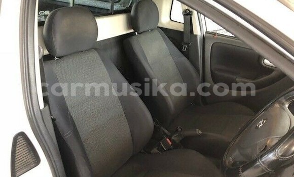 Acheter Occasion Voiture Opel Corsa Blanc à Beitbridge, Matabeleland South Acheter Occasion Voiture Opel Corsa Blanc à Beitbridge, Matabeleland South