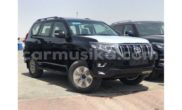 Nunua Imported Toyota Prado Nyeusi Gari ndani ya Import - Dubai nchini Harare