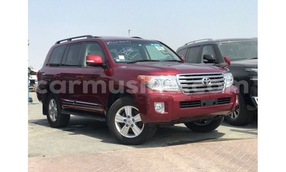 Nunua Imported Toyota Land Cruiser Nyekundu Gari ndani ya Import - Dubai nchini Harare