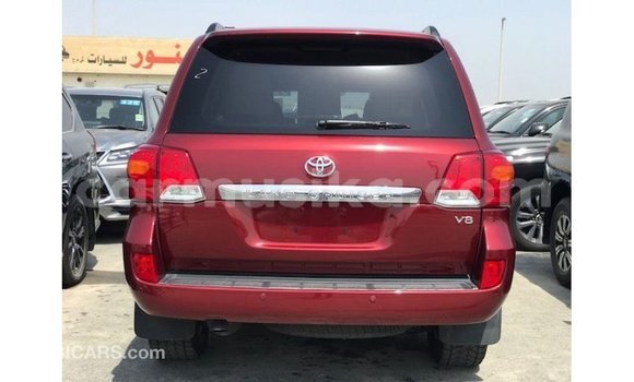 Tenga Imported Toyota Land Cruiser Tsvuku Mota in Import - Dubai in Harare Tenga Imported Toyota Land Cruiser Tsvuku Mota in Import - Dubai in Harare