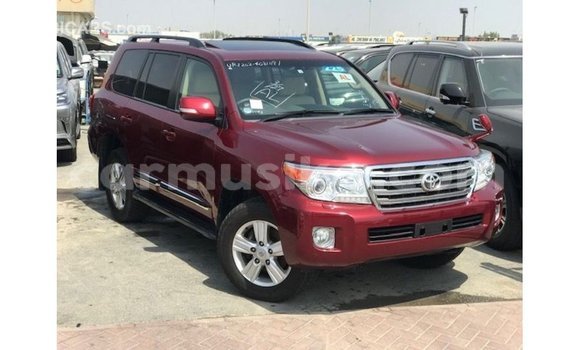 Tenga Imported Toyota Land Cruiser Tsvuku Mota in Import - Dubai in Harare Tenga Imported Toyota Land Cruiser Tsvuku Mota in Import - Dubai in Harare