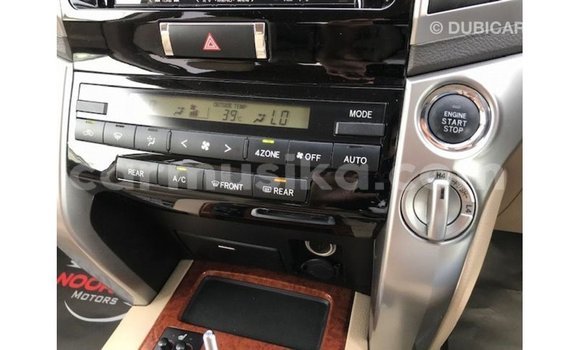 Tenga Imported Toyota Land Cruiser Tsvuku Mota in Import - Dubai in Harare Tenga Imported Toyota Land Cruiser Tsvuku Mota in Import - Dubai in Harare