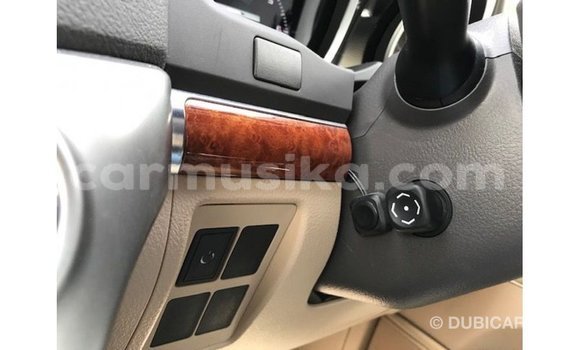 Tenga Imported Toyota Land Cruiser Tsvuku Mota in Import - Dubai in Harare Tenga Imported Toyota Land Cruiser Tsvuku Mota in Import - Dubai in Harare