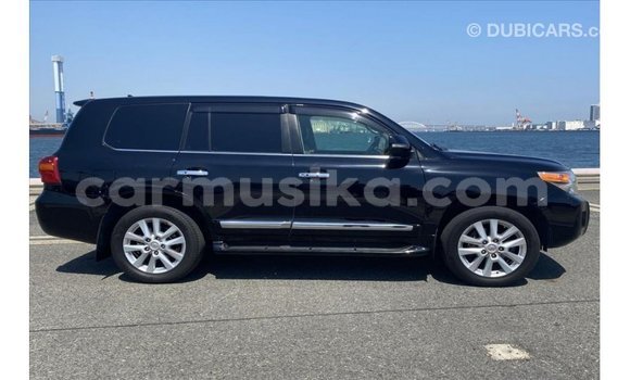 Nunua Imported Toyota Land Cruiser Nyeusi Gari ndani ya Import - Dubai nchini Harare Nunua Imported Toyota Land Cruiser Nyeusi Gari ndani ya Import - Dubai nchini Harare