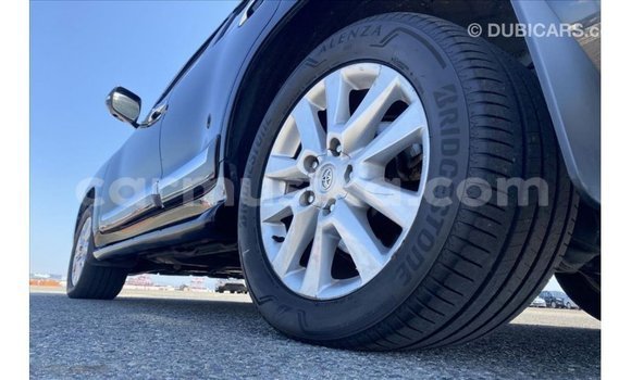 Nunua Imported Toyota Land Cruiser Nyeusi Gari ndani ya Import - Dubai nchini Harare Nunua Imported Toyota Land Cruiser Nyeusi Gari ndani ya Import - Dubai nchini Harare