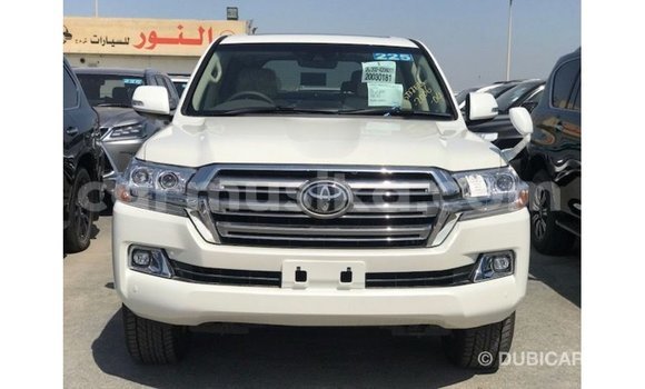 Buy Import Toyota Land Cruiser White Car in Import - Dubai in Harare Buy Import Toyota Land Cruiser White Car in Import - Dubai in Harare