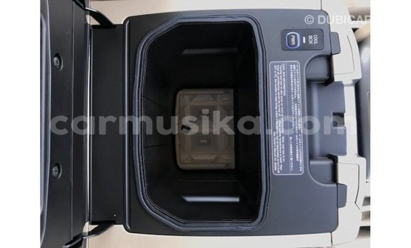 Buy Import Toyota Land Cruiser White Car in Import - Dubai in Harare Buy Import Toyota Land Cruiser White Car in Import - Dubai in Harare