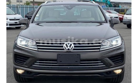 Buy Import Volkswagen Touareg Other Car in Import - Dubai in Harare