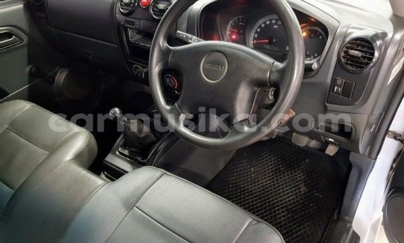 Tenga Tsaru Isuzu KB Chena Mota in Beitbridge in Matabeleland South Tenga Tsaru Isuzu KB Chena Mota in Beitbridge in Matabeleland South