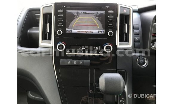 Tenga Imported Toyota Granvia Chena Mota in Import - Dubai in Harare Tenga Imported Toyota Granvia Chena Mota in Import - Dubai in Harare