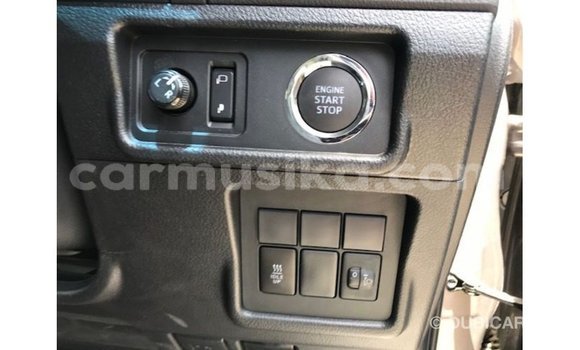 Tenga Imported Toyota Prado Bhurawuni Mota in Import - Dubai in Harare Tenga Imported Toyota Prado Bhurawuni Mota in Import - Dubai in Harare
