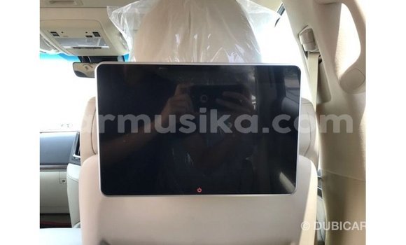 Nunua Imported Toyota Land Cruiser Nyeusi Gari ndani ya Import - Dubai nchini Harare Nunua Imported Toyota Land Cruiser Nyeusi Gari ndani ya Import - Dubai nchini Harare