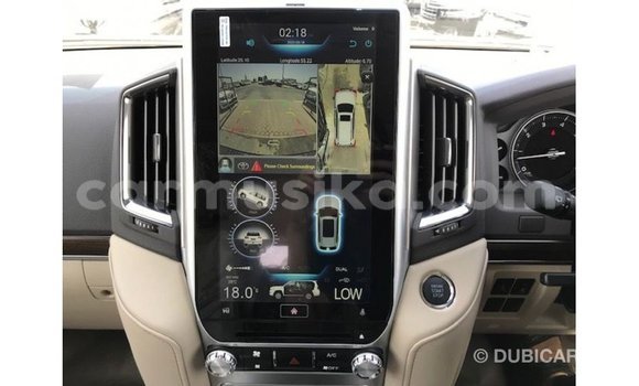 Nunua Imported Toyota Land Cruiser Nyeusi Gari ndani ya Import - Dubai nchini Harare Nunua Imported Toyota Land Cruiser Nyeusi Gari ndani ya Import - Dubai nchini Harare