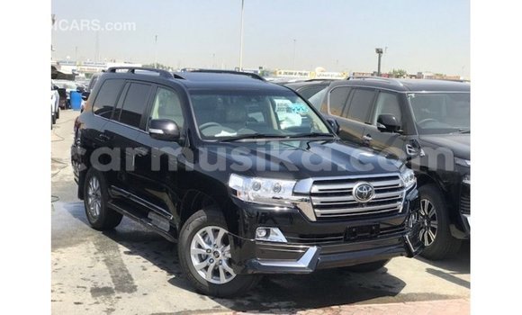 Nunua Imported Toyota Land Cruiser Nyeusi Gari ndani ya Import - Dubai nchini Harare Nunua Imported Toyota Land Cruiser Nyeusi Gari ndani ya Import - Dubai nchini Harare