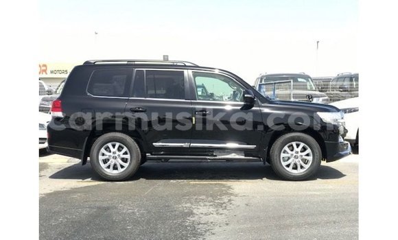 Nunua Imported Toyota Land Cruiser Nyeusi Gari ndani ya Import - Dubai nchini Harare Nunua Imported Toyota Land Cruiser Nyeusi Gari ndani ya Import - Dubai nchini Harare