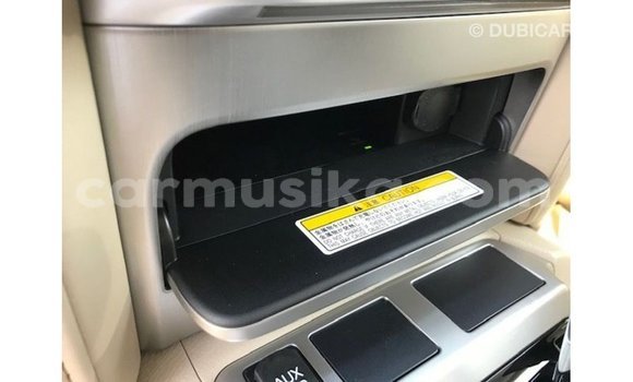 Nunua Imported Toyota Land Cruiser Nyeusi Gari ndani ya Import - Dubai nchini Harare Nunua Imported Toyota Land Cruiser Nyeusi Gari ndani ya Import - Dubai nchini Harare