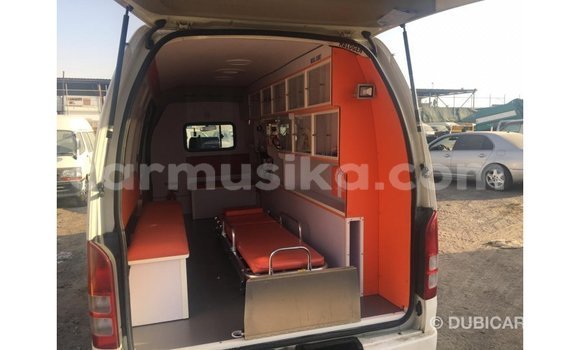 Tenga Imported Toyota Hiace Chena Mota in Import - Dubai in Harare Tenga Imported Toyota Hiace Chena Mota in Import - Dubai in Harare
