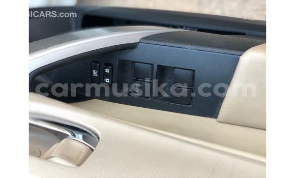 Buy Import Toyota Corolla White Car in Import - Dubai in Harare Buy Import Toyota Corolla White Car in Import - Dubai in Harare