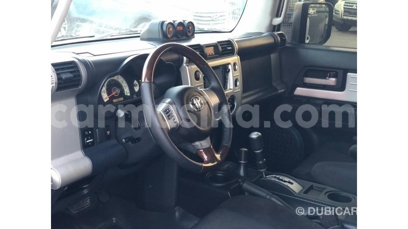 Big with watermark toyota fj cruiser harare import dubai 16292