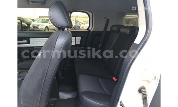 Buy Import Toyota FJ Cruiser White Car in Import - Dubai in Harare Buy Import Toyota FJ Cruiser White Car in Import - Dubai in Harare