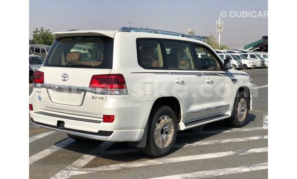 Buy Import Toyota Land Cruiser White Car in Import - Dubai in Harare Buy Import Toyota Land Cruiser White Car in Import - Dubai in Harare