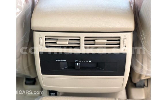 Buy Import Toyota Land Cruiser White Car in Import - Dubai in Harare Buy Import Toyota Land Cruiser White Car in Import - Dubai in Harare