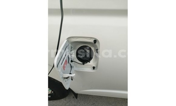 Buy Import Toyota DA White Truck in Import - Dubai in Harare Buy Import Toyota DA White Truck in Import - Dubai in Harare