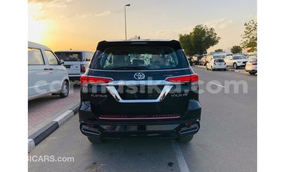 Buy Import Toyota Fortuner Black Car in Import - Dubai in Harare Buy Import Toyota Fortuner Black Car in Import - Dubai in Harare