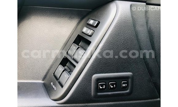 Tenga Imported Toyota Prado Bhurawuni Mota in Import - Dubai in Harare Tenga Imported Toyota Prado Bhurawuni Mota in Import - Dubai in Harare