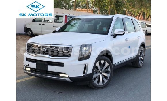 Buy Import Kia Carens White Car in Import - Dubai in Harare