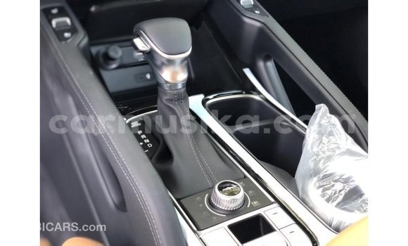 Buy Import Kia Carens White Car in Import - Dubai in Harare Buy Import Kia Carens White Car in Import - Dubai in Harare